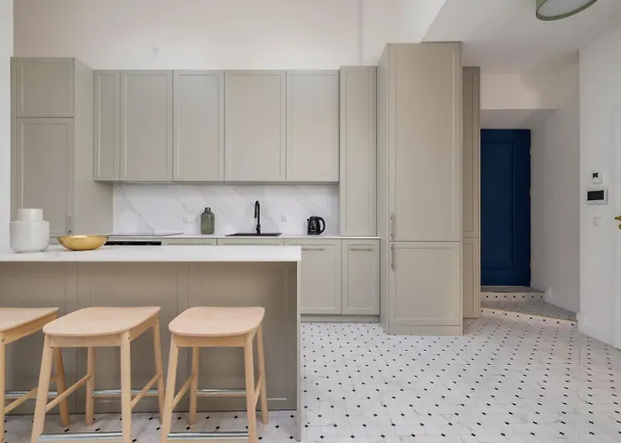 Appartement 5 Bedroom - Terrace, Jacuzzi, Sauna