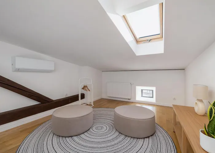 5 Bedroom - Terrace, Jacuzzi, Sauna Krakau