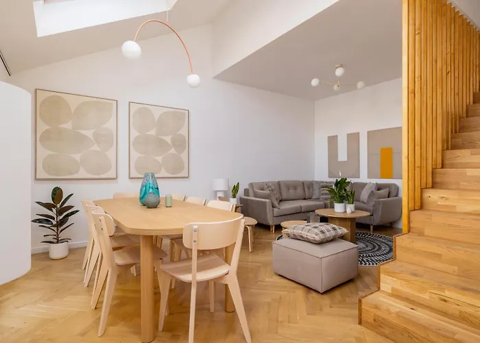 5 Bedroom - Terrace, Jacuzzi, Sauna Appartement Krakau