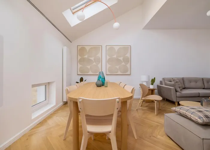 5 Bedroom - Terrace, Jacuzzi, Sauna * Krakow